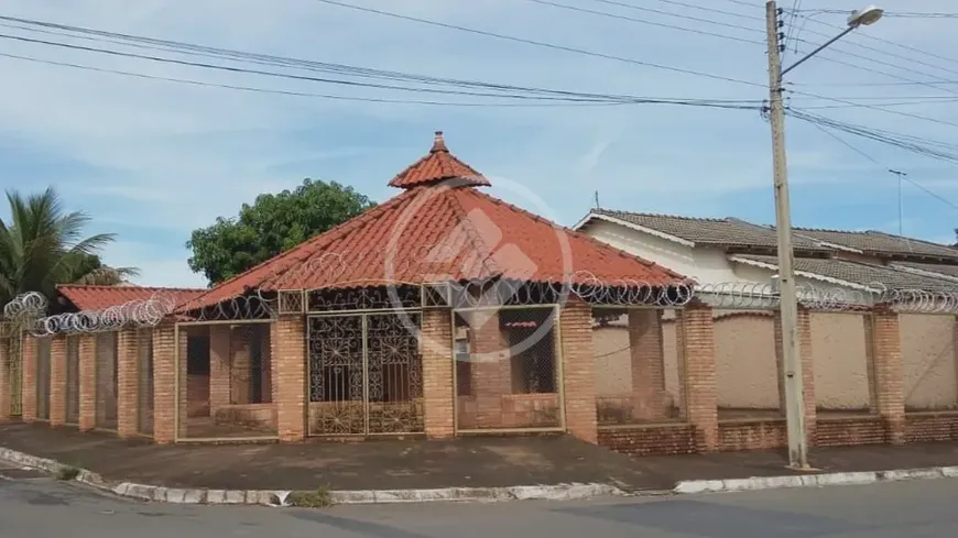 Foto 1 de Ponto Comercial à venda, 148m² em Das Industrias, Senador Canedo