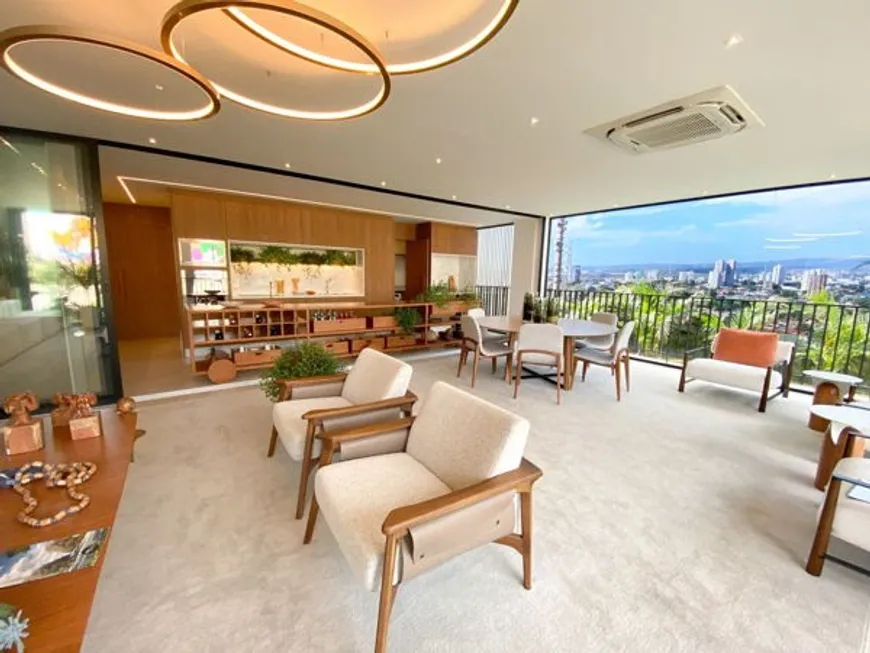 Foto 1 de Apartamento com 4 Quartos à venda, 150m² em Serrinha, Goiânia