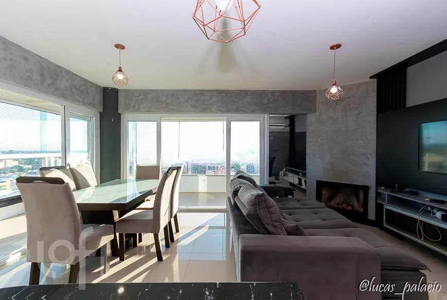 Foto 1 de Apartamento com 3 Quartos à venda, 234m² em Marechal Rondon, Canoas