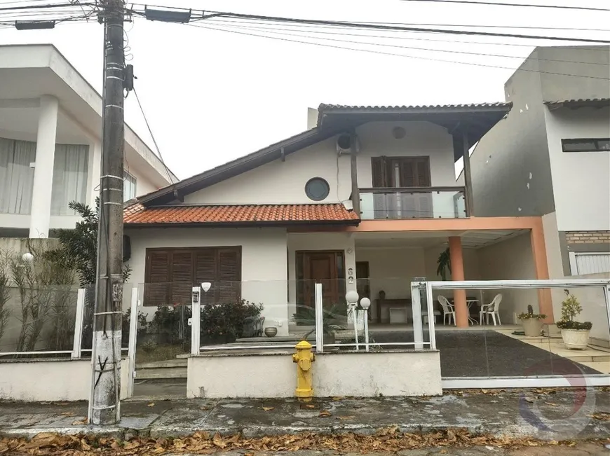 Foto 1 de Casa com 2 Quartos à venda, 132m² em Itaguaçu, Florianópolis