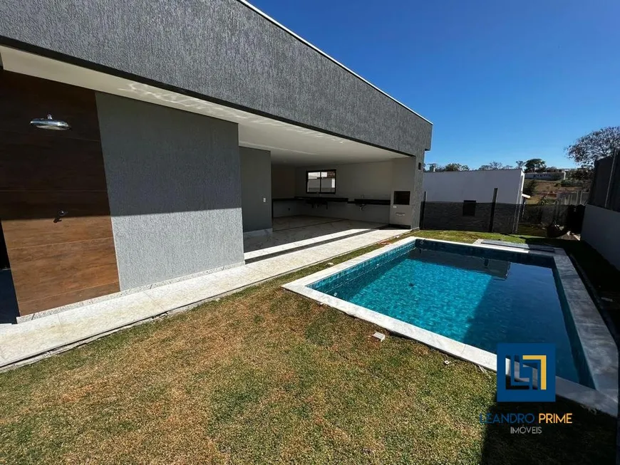 Foto 1 de Casa com 4 Quartos à venda, 250m² em Lagoa Mansoes, Lagoa Santa