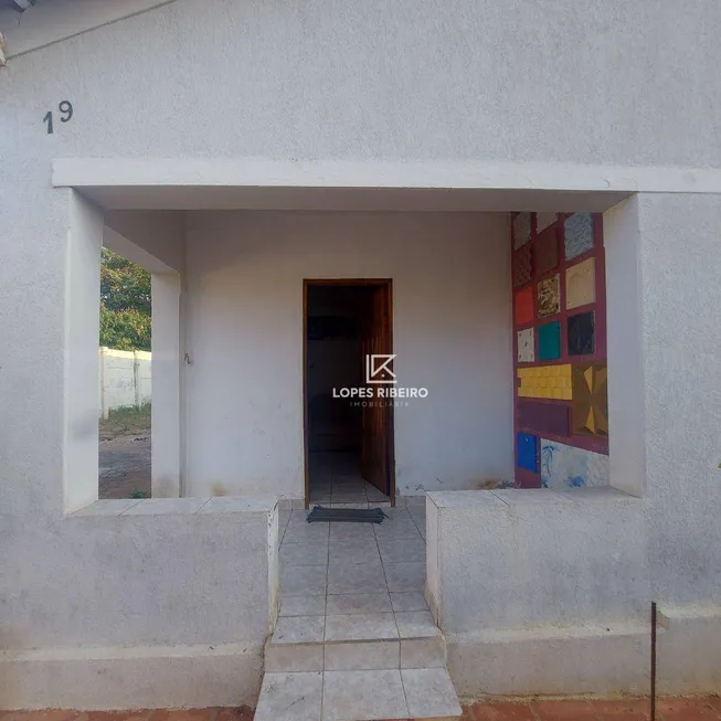 Foto 1 de Casa com 2 Quartos à venda, 130m² em Vila Godoy, Santa Bárbara D'Oeste