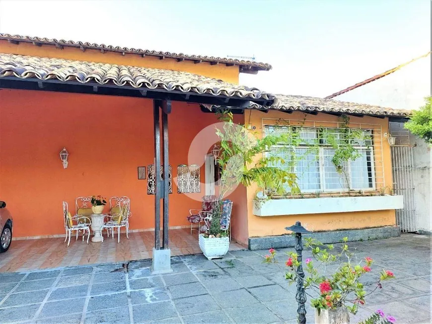 Foto 1 de Casa com 3 Quartos à venda, 139m² em Piratininga, Niterói