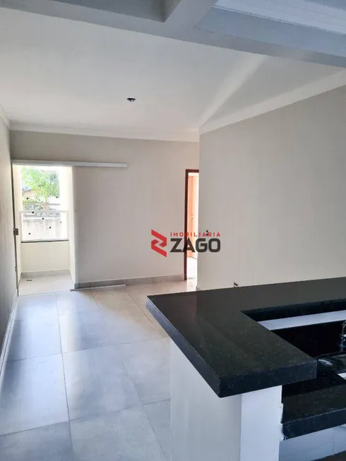 Foto 1 de Apartamento com 2 Quartos à venda, 57m² em Olinda, Uberaba