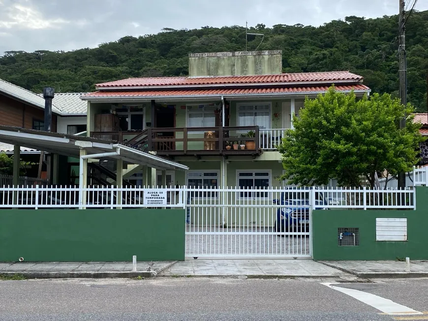 Foto 1 de Apartamento com 2 Quartos à venda, 52m² em Armação do Pântano do Sul, Florianópolis