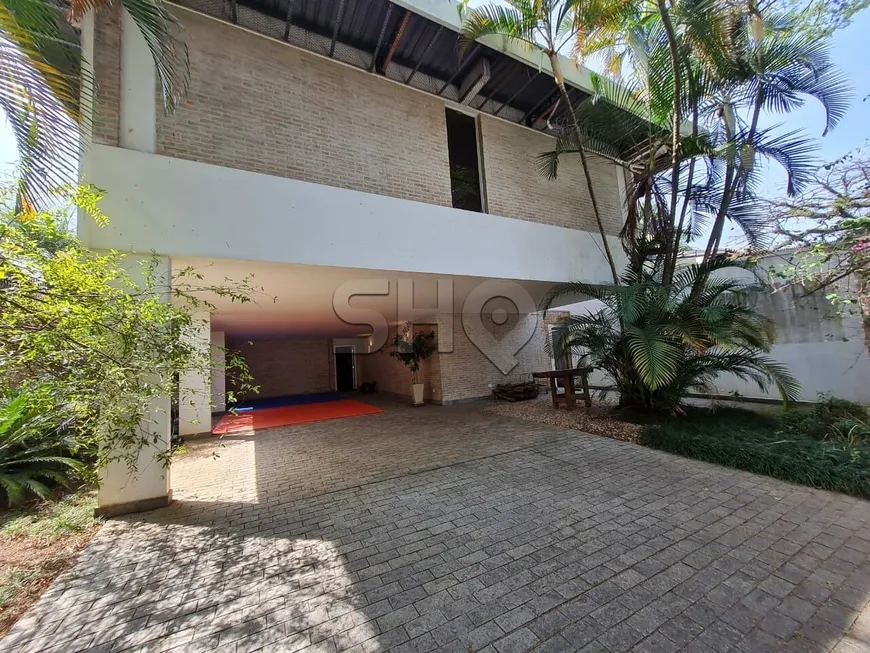 Foto 1 de Casa com 3 Quartos à venda, 423m² em Alto de Pinheiros, São Paulo