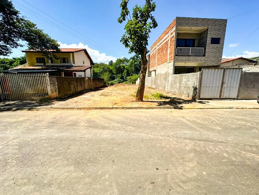 Foto 1 de Lote/Terreno com 1 Quarto à venda, 220m² em Centro, Socorro