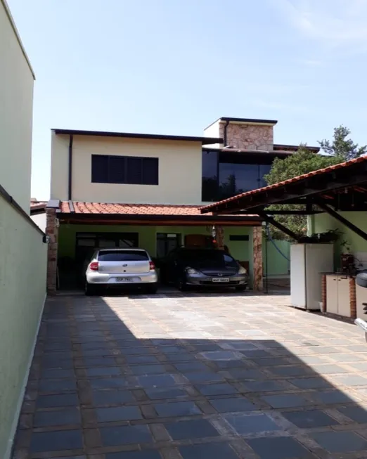 Foto 1 de Sobrado com 3 Quartos à venda, 360m² em Jardim Chapadão, Campinas