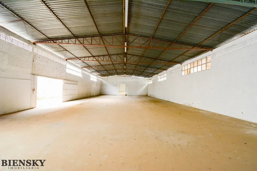 Foto 1 de Galpão/Depósito/Armazém para venda ou aluguel, 1100m² em Zona Industrial, Brasília