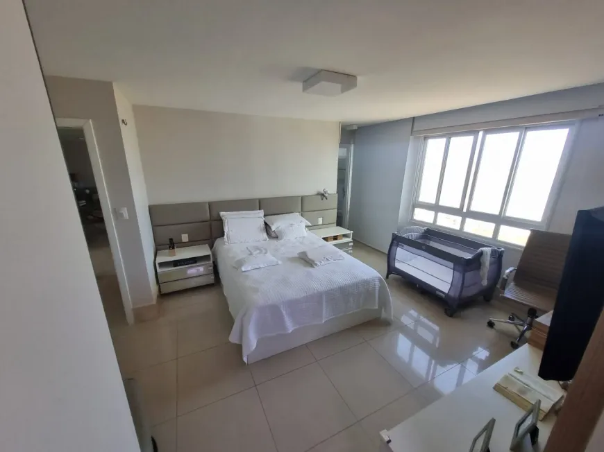 Foto 1 de Apartamento com 3 Quartos à venda, 155m² em Ponta Do Farol, São Luís