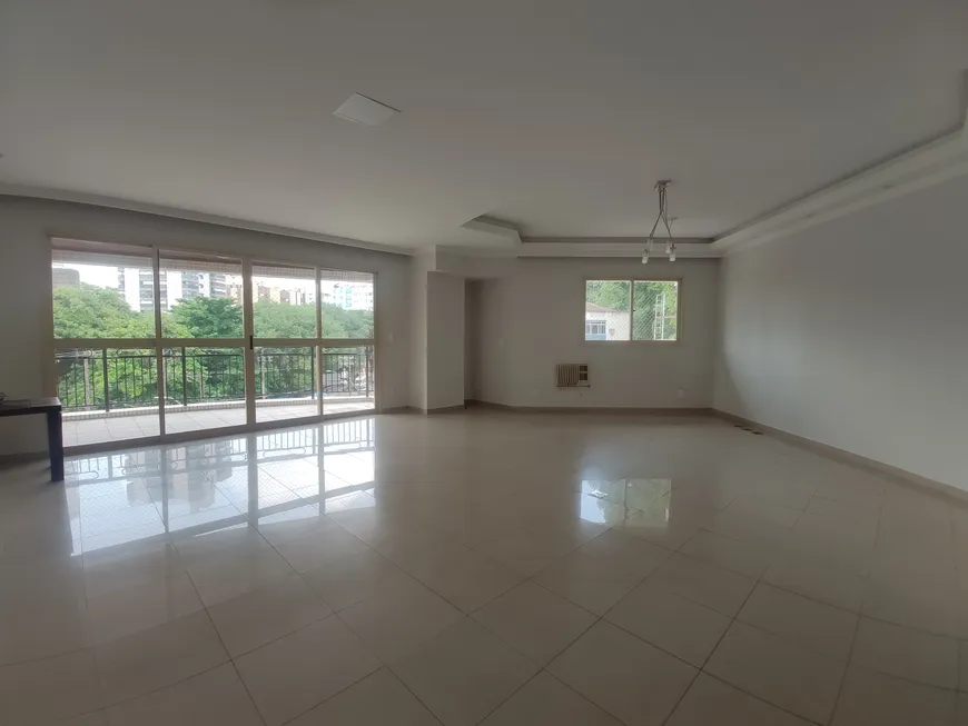 Foto 1 de Apartamento com 3 Quartos à venda, 184m² em Aparecida, Santos