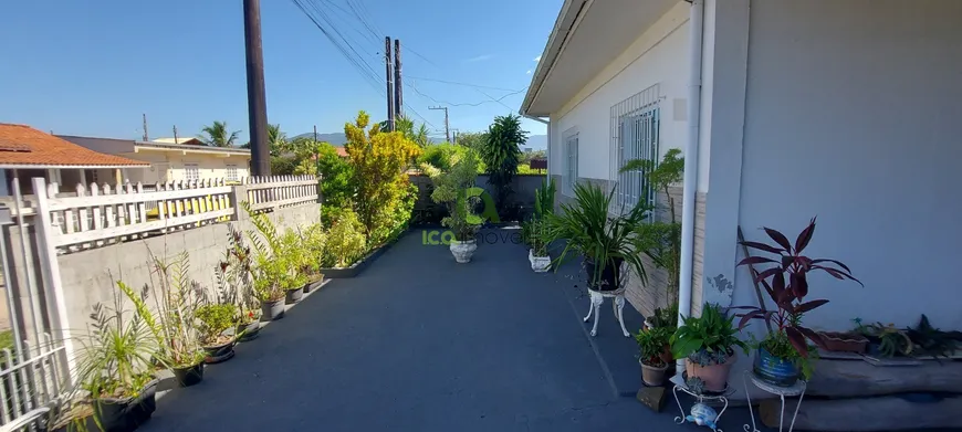 Foto 1 de Casa com 3 Quartos à venda, 140m² em Passagem do Maciambu, Palhoça