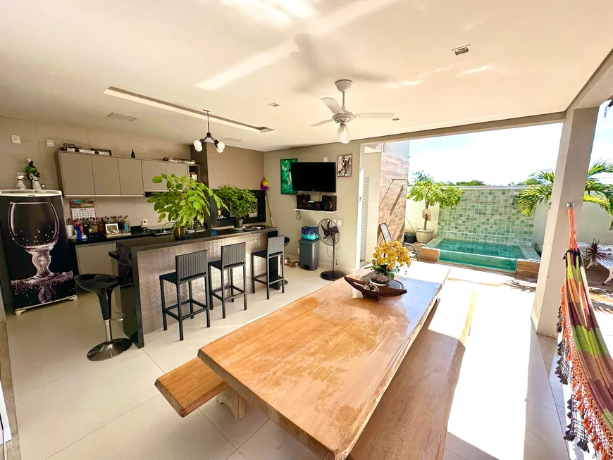 Foto 1 de Casa de Condomínio com 3 Quartos à venda, 240m² em Condomínio Belvedere, Cuiabá