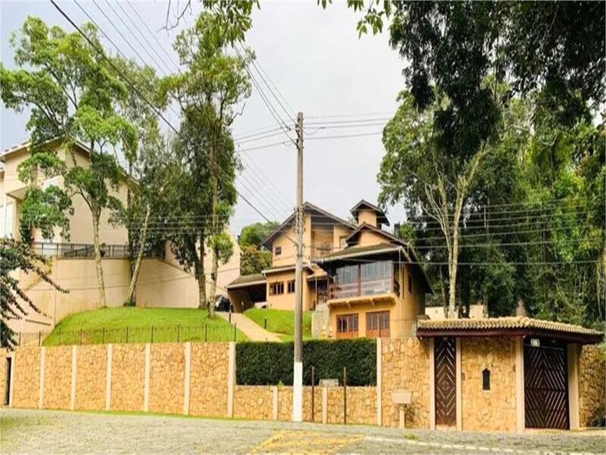 Foto 1 de Casa de Condomínio com 4 Quartos à venda, 420m² em Serra da Cantareira, Mairiporã