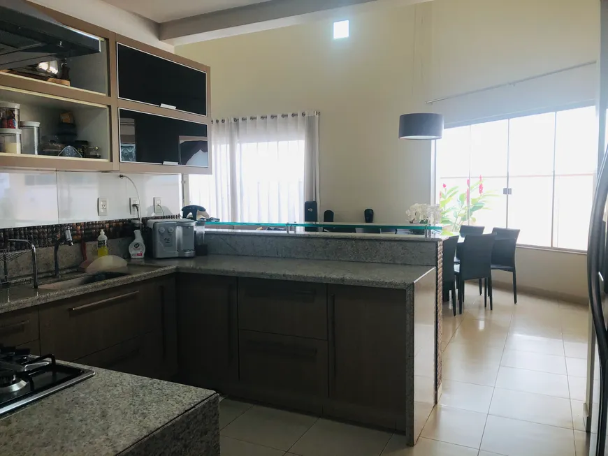 Foto 1 de Casa de Condomínio com 4 Quartos à venda, 224m² em Residencial Granville, Goiânia