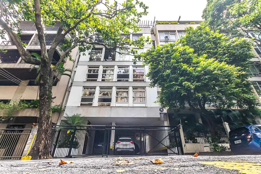 Foto 1 de Apartamento com 2 Quartos à venda, 80m² em Copacabana, Rio de Janeiro