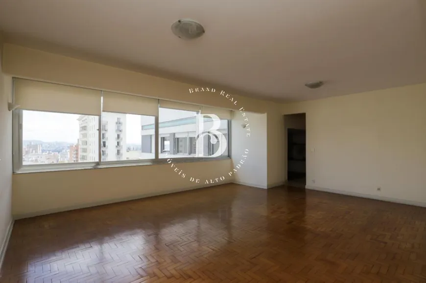 Foto 1 de Apartamento com 3 Quartos à venda, 180m² em Higienópolis, São Paulo