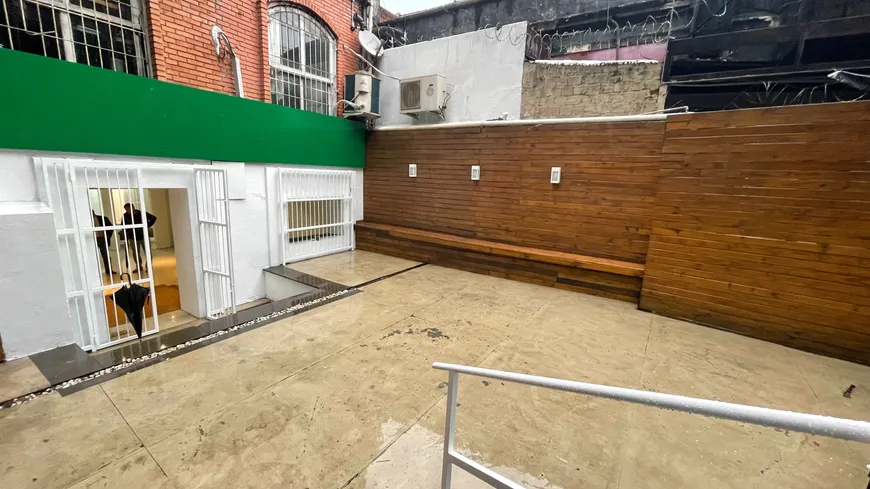 Foto 1 de Ponto Comercial para venda ou aluguel, 100m² em Moinhos de Vento, Porto Alegre