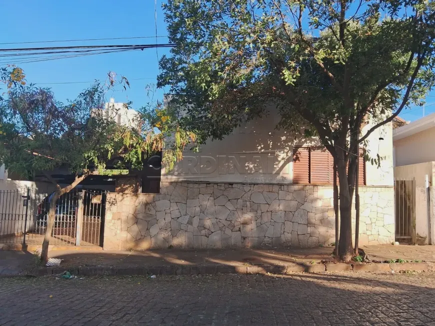 Foto 1 de Casa com 3 Quartos para alugar, 111m² em Centro, Araraquara