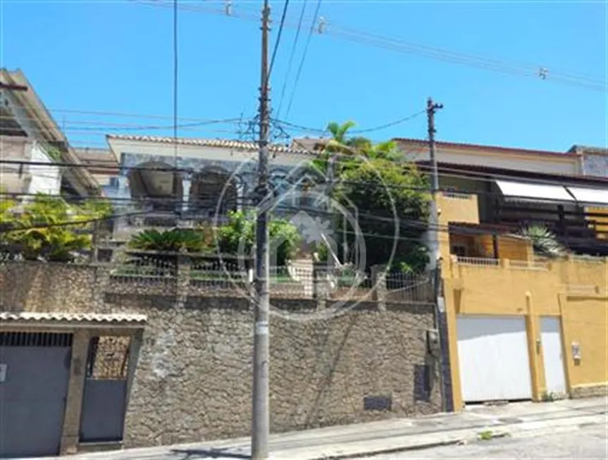 Foto 1 de Casa com 3 Quartos à venda, 200m² em Jardim Guanabara, Rio de Janeiro