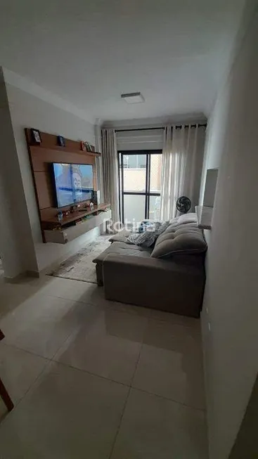 Foto 1 de Apartamento com 2 Quartos à venda, 43m² em Santa Mônica, Uberlândia