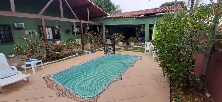 Foto 1 de Casa com 3 Quartos à venda, 845m² em Maravista, Niterói