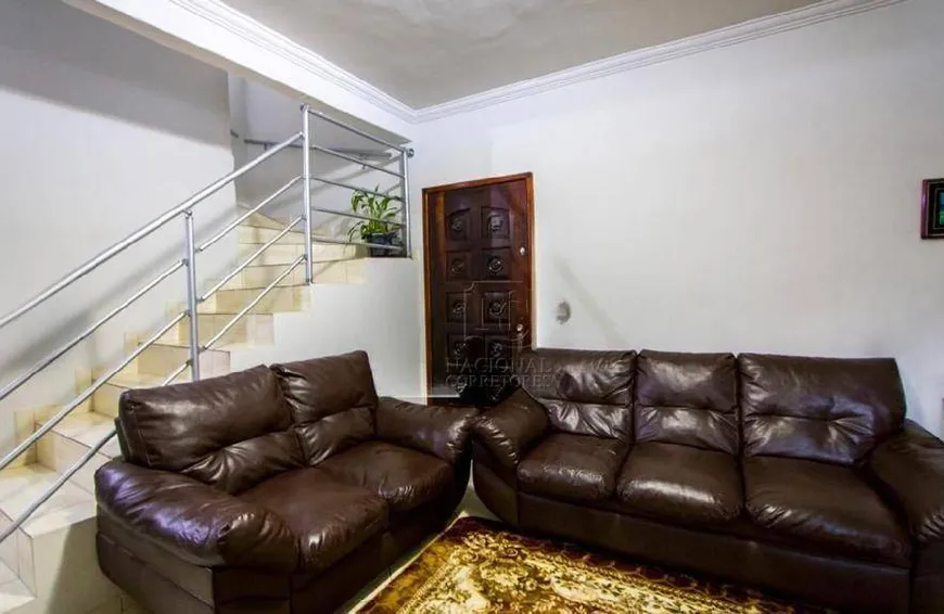 Foto 1 de Casa com 3 Quartos à venda, 248m² em Condominio Maracana, Santo André