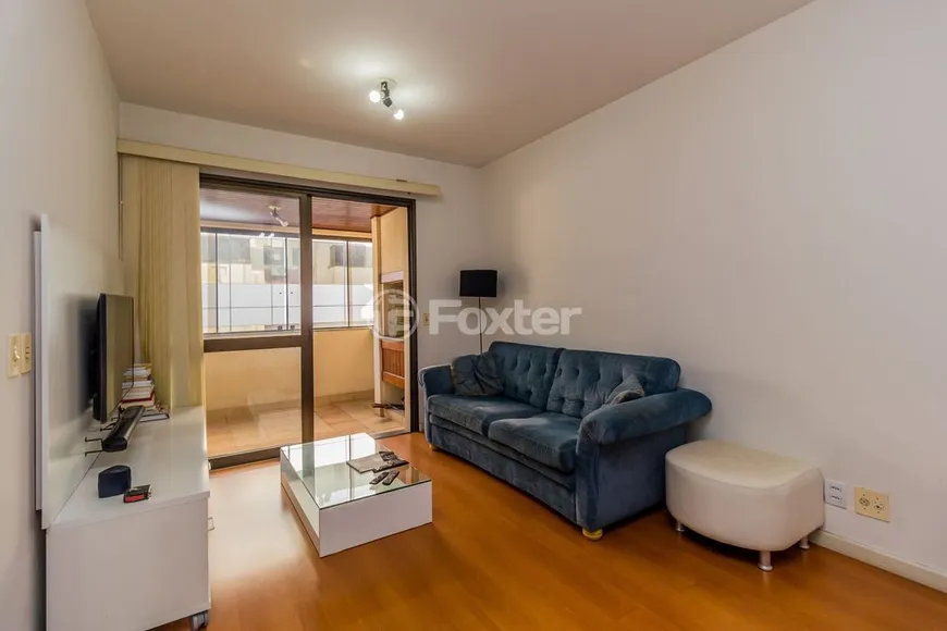 Foto 1 de Apartamento com 3 Quartos à venda, 83m² em Mont' Serrat, Porto Alegre