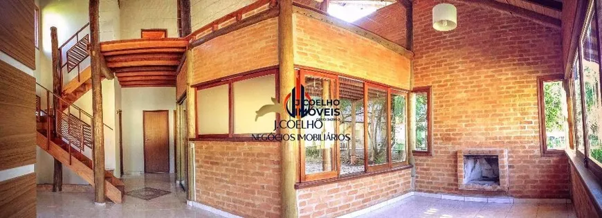 Foto 1 de Casa com 4 Quartos à venda, 192m² em Horto Florestal, Ubatuba