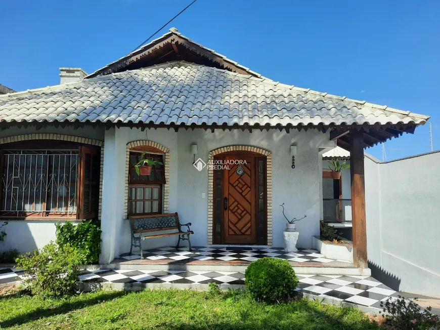 Foto 1 de Casa com 4 Quartos à venda, 223m² em Rondônia, Novo Hamburgo