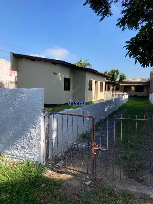 Foto 1 de Casa com 2 Quartos para alugar, 60m² em Fátima, Canoas