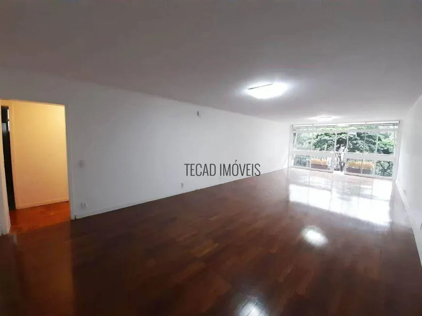 Foto 1 de Apartamento com 3 Quartos para alugar, 238m² em Santa Cecília, São Paulo