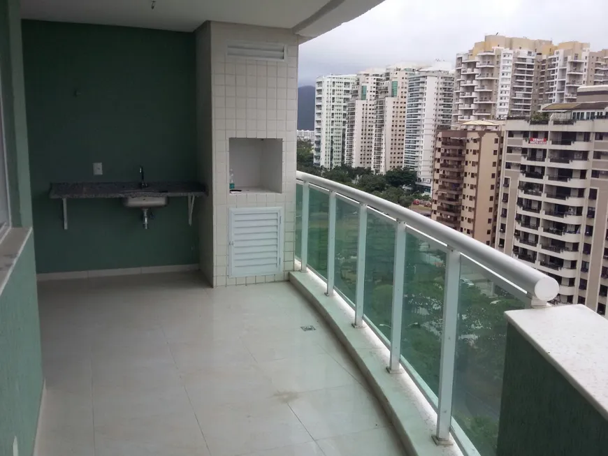 Foto 1 de Apartamento com 3 Quartos à venda, 73m² em Recreio Dos Bandeirantes, Rio de Janeiro