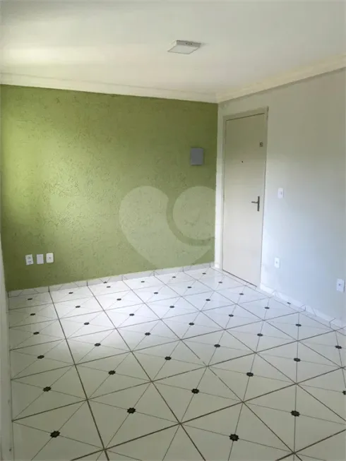 Foto 1 de Apartamento com 2 Quartos para venda ou aluguel, 43m² em Conjunto Habitacional Engenheiro Otavio Rasi, Bauru