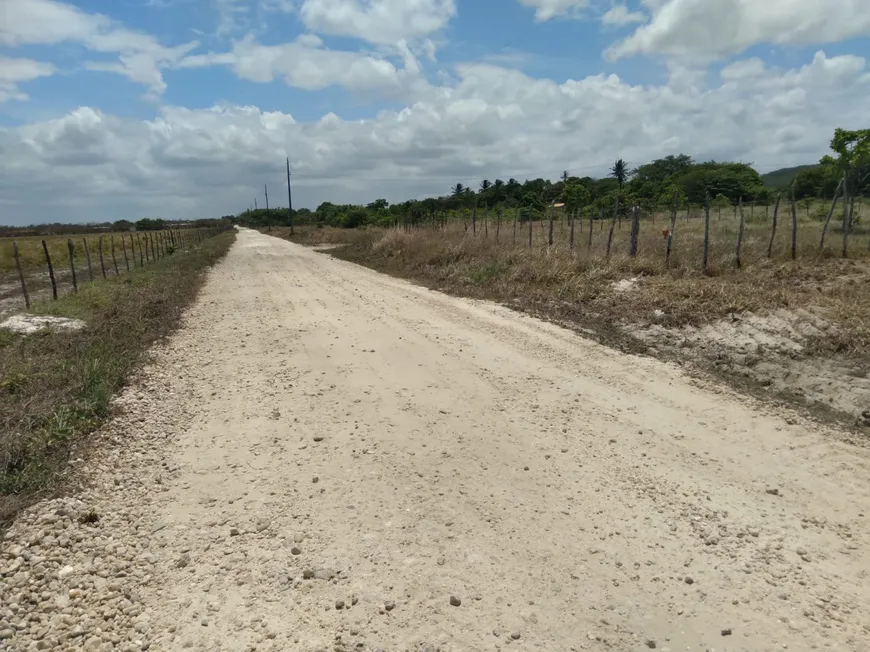 Foto 1 de Lote/Terreno à venda em Caponguinha, Pindoretama