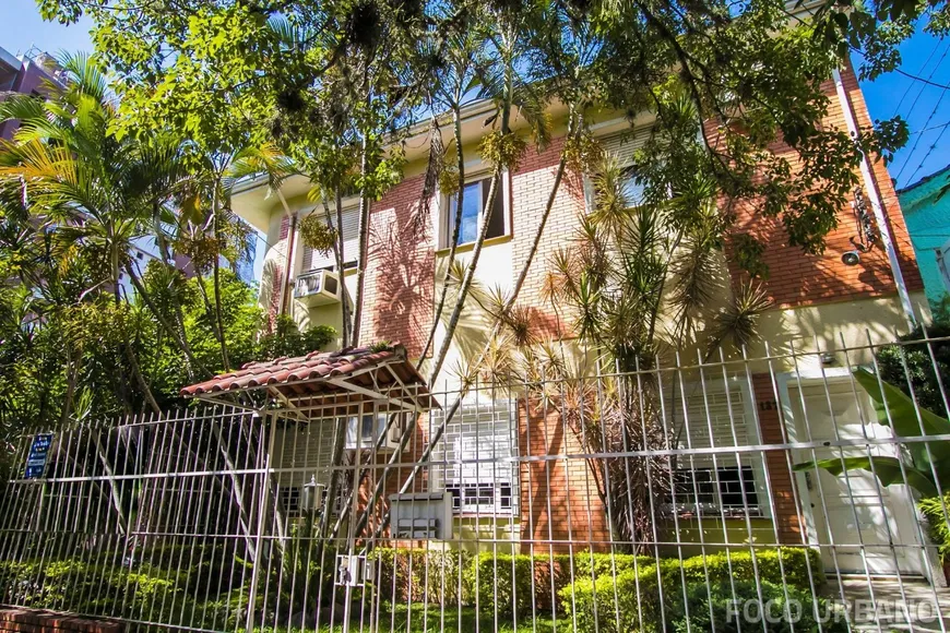 Foto 1 de Casa com 7 Quartos à venda, 265m² em Petrópolis, Porto Alegre