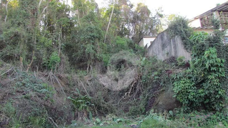 Foto 1 de Lote/Terreno à venda, 396m² em Itaipu, Niterói