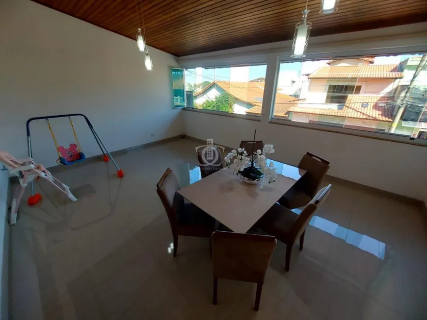 Foto 1 de Casa com 3 Quartos à venda, 255m² em Parque Marajoara, Santo André