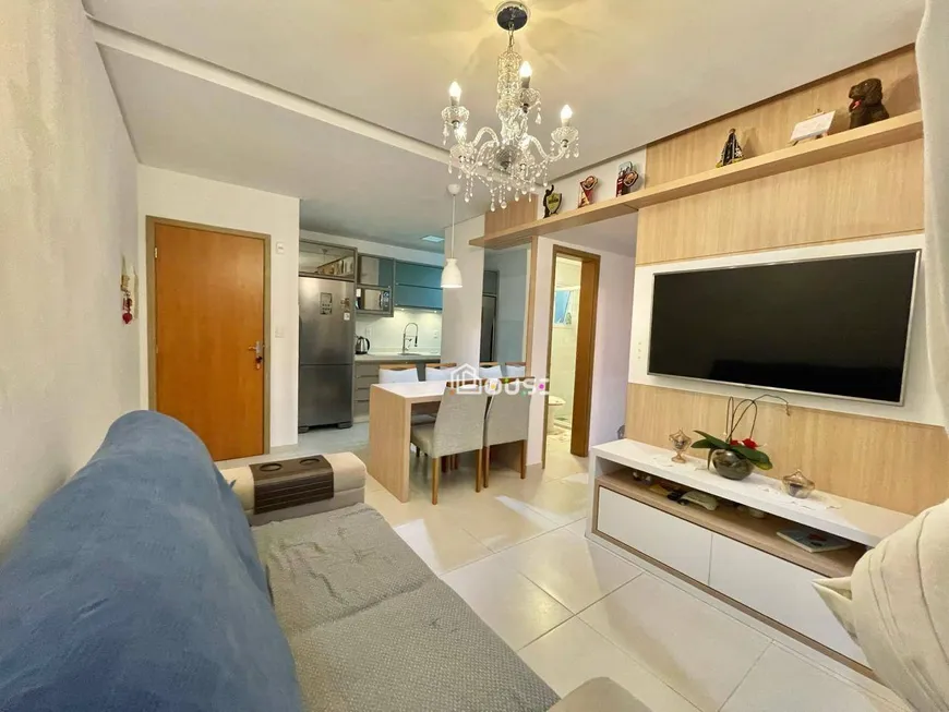 Foto 1 de Apartamento com 2 Quartos à venda, 52m² em Praia de Fora, Palhoça