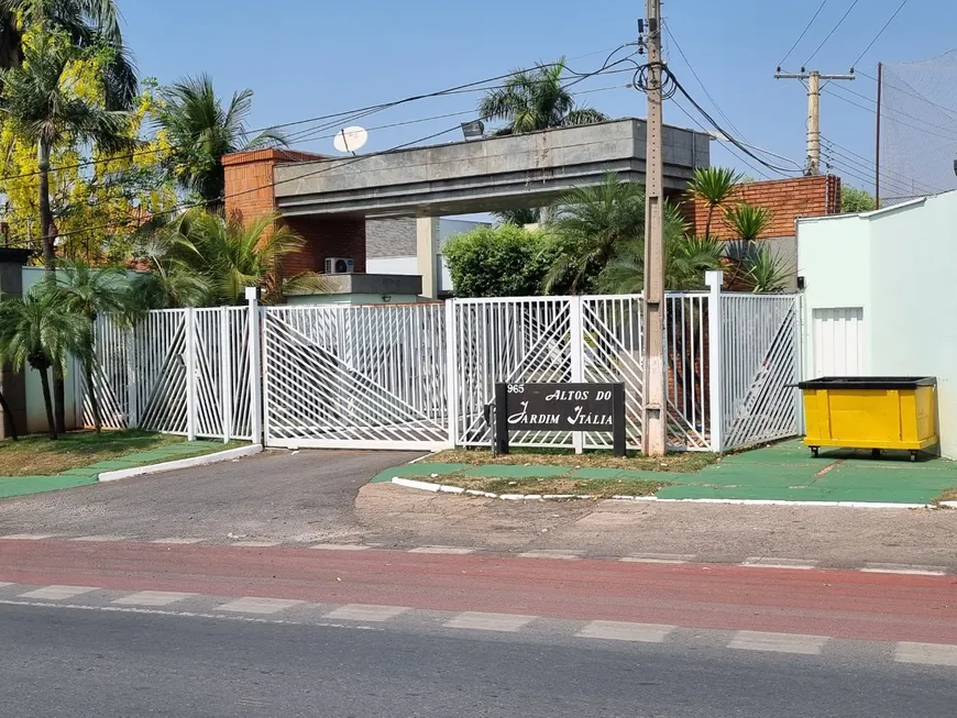 Foto 1 de Casa com 3 Quartos à venda, 279m² em Jardim Itália, Cuiabá