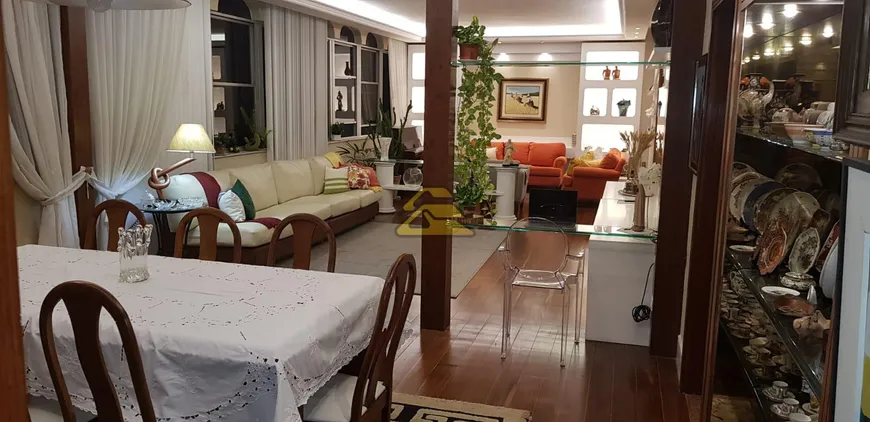 Foto 1 de Apartamento com 4 Quartos à venda, 300m² em Tijuca, Rio de Janeiro