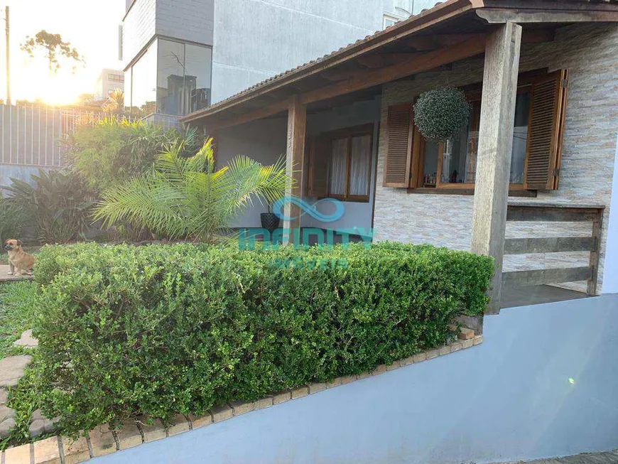 Foto 1 de Casa com 3 Quartos para venda ou aluguel, 350m² em Centro, Gravataí