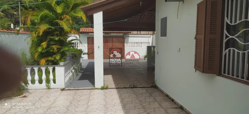Foto 1 de Casa com 3 Quartos à venda, 168m² em Martim de Sa, Caraguatatuba