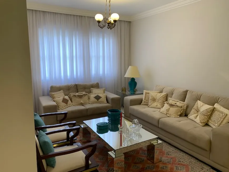 Foto 1 de Apartamento com 3 Quartos para alugar, 110m² em Cambuí, Campinas