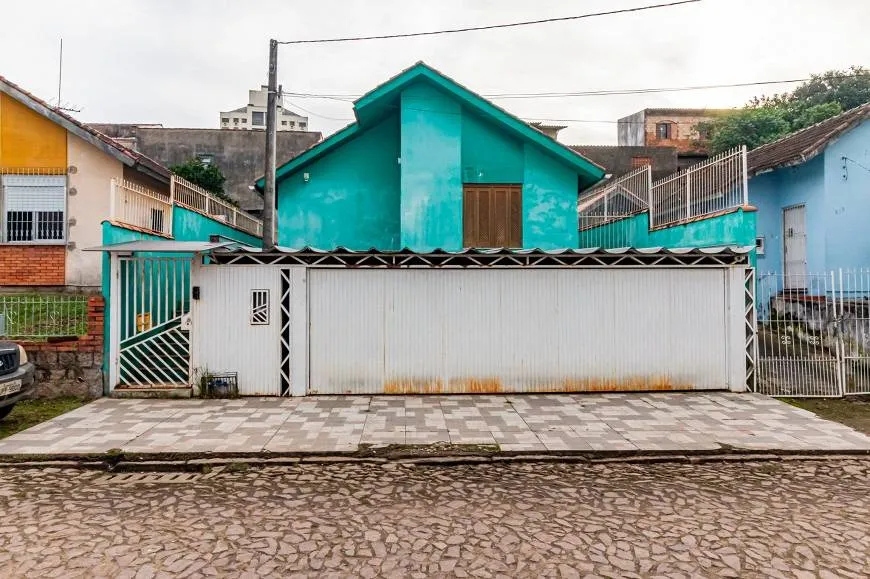 Foto 1 de Casa com 3 Quartos para alugar, 85m² em Jardim Itú Sabará, Porto Alegre