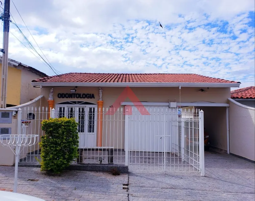 Foto 1 de Casa com 2 Quartos à venda, 194m² em Jardim Guanabara, Campinas