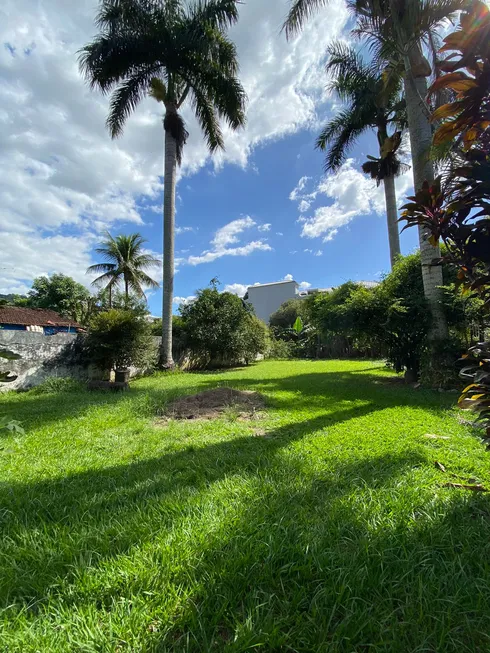 Foto 1 de Lote/Terreno à venda em Parque A Equitativa, Duque de Caxias