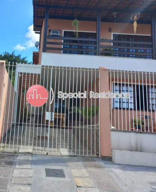 Foto 1 de Casa de Condomínio com 4 Quartos à venda, 350m² em  Vila Valqueire, Rio de Janeiro