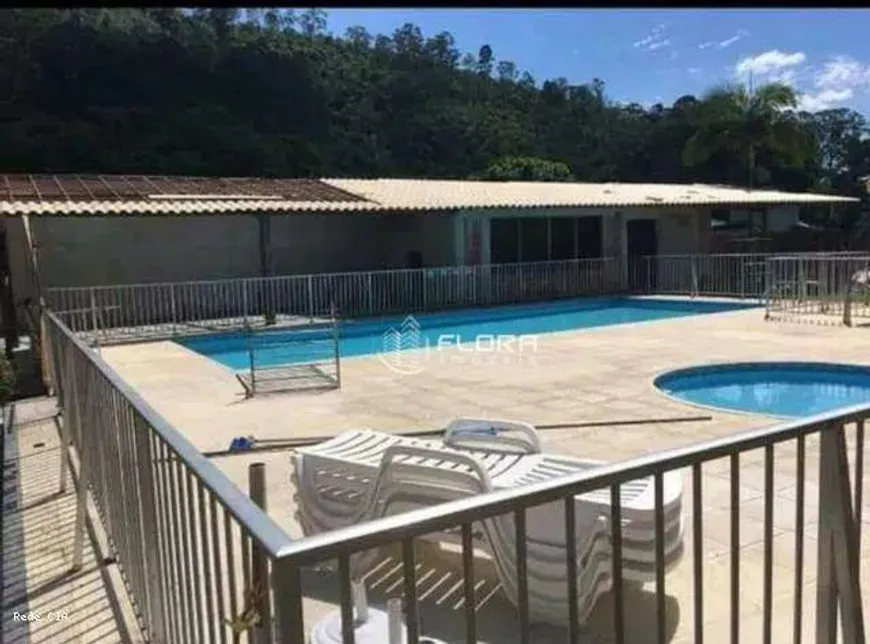 Foto 1 de Lote/Terreno à venda, 390m² em Rio do Ouro, Niterói