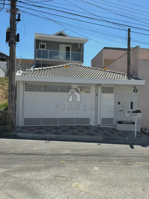 Foto 1 de Sobrado com 3 Quartos à venda, 145m² em Loteamento Villa Branca, Jacareí